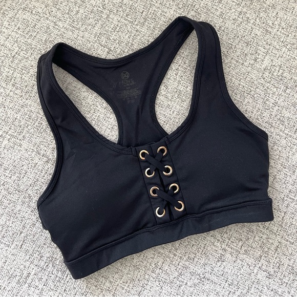 Black and Gold Detail Workout Set - Picture 6 of 7